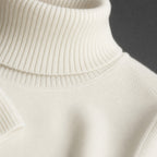 Turtleneck Sweater Merino Wool White – Fabric and Detail Close-Up