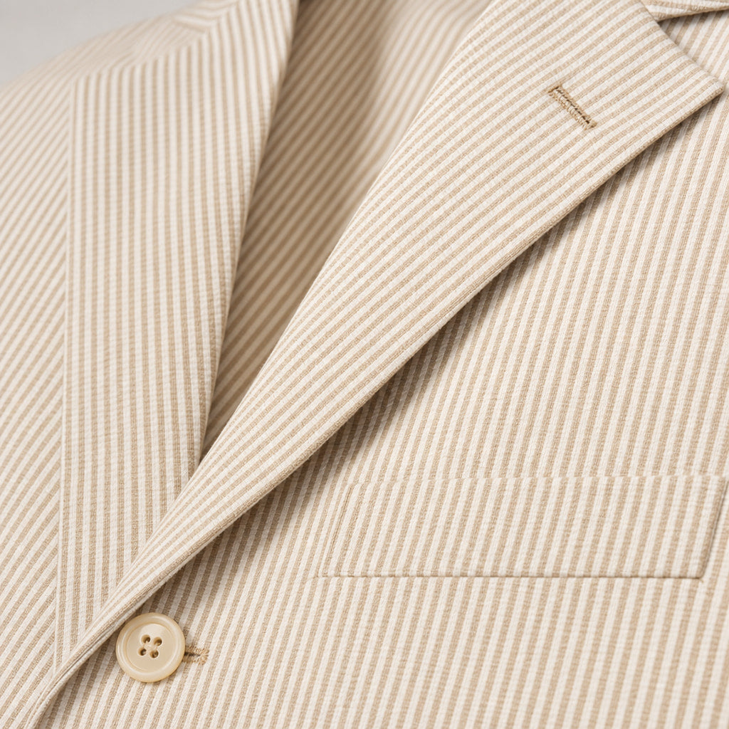 Men's Seersucker Suit 2-Piece Modern Fit Notch Lapel Tan Pinstripe Tan – Fabric and Detail Close-Up