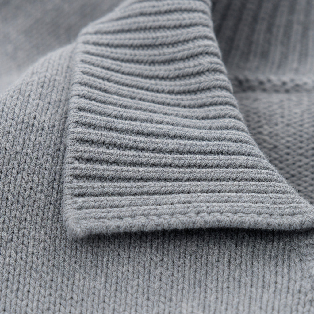 St. Andrews Argyle Knit Gray – Fabric and Detail Close-Up